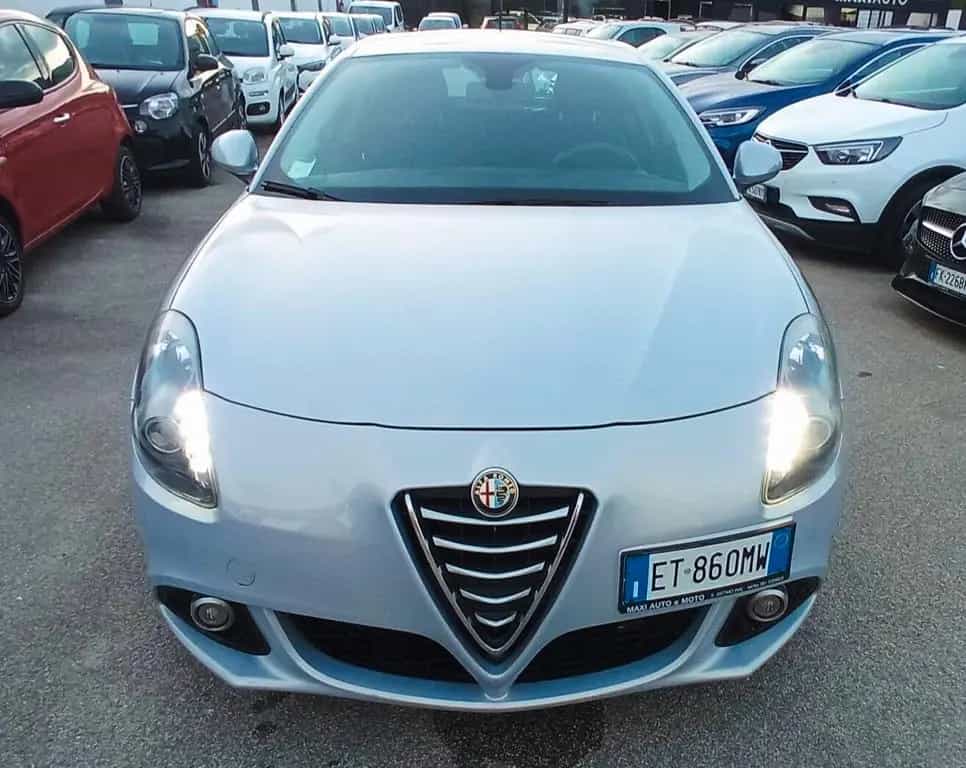 Alfa Romeo Giulietta MJT NAVI 01/2015-photo-2
