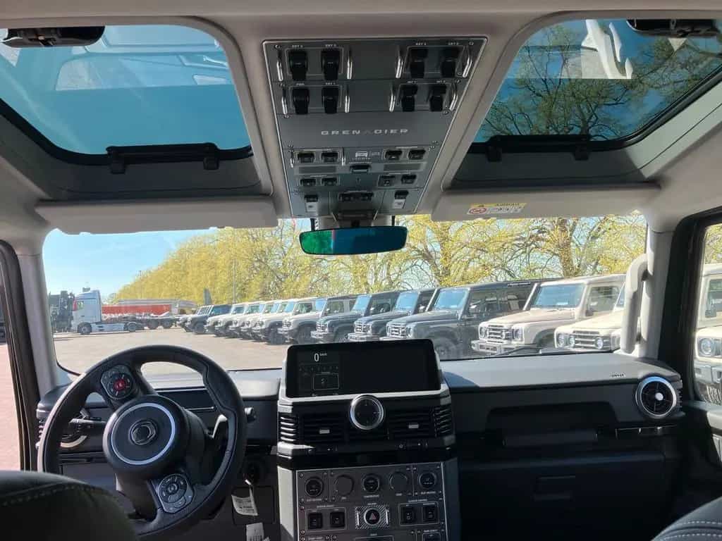 INEOS Grenadier Station Wagon 5-Seat Fieldmaster Editi 02/2026-photo-9