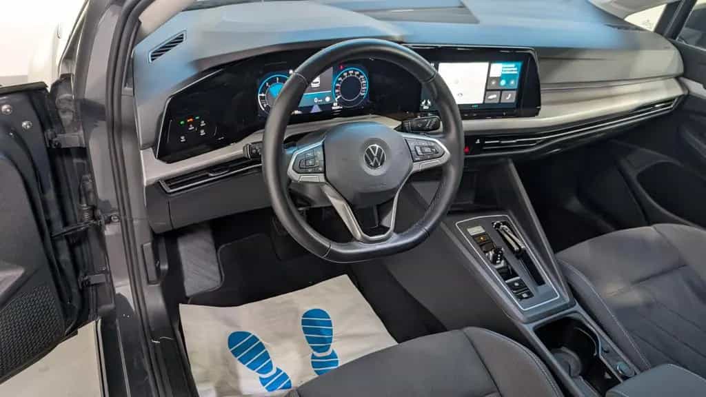 Volkswagen Golf VIII 2.0TDI DSG Var. Life AID*ACC*LANE*SHZ 07/2022-photo-16