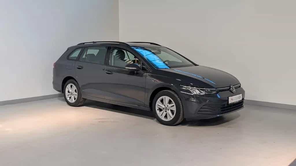 Volkswagen Golf VIII 2.0TDI DSG Var. Life AID*ACC*LANE*SHZ 07/2022-photo-2