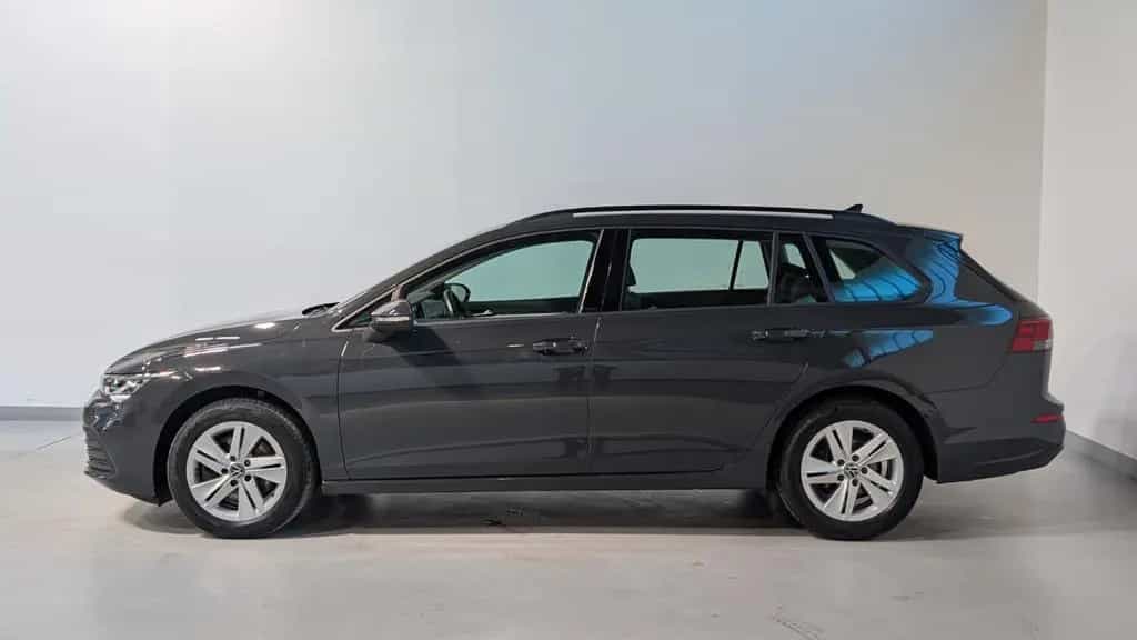 Volkswagen Golf VIII 2.0TDI DSG Var. Life AID*ACC*LANE*SHZ 07/2022-photo-6