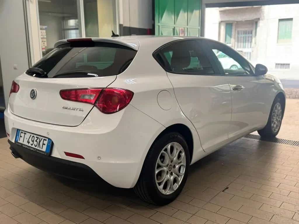 Alfa Romeo Giulietta 1.6 JTDm 120 CV Super PREZZ 06/2017-photo-4