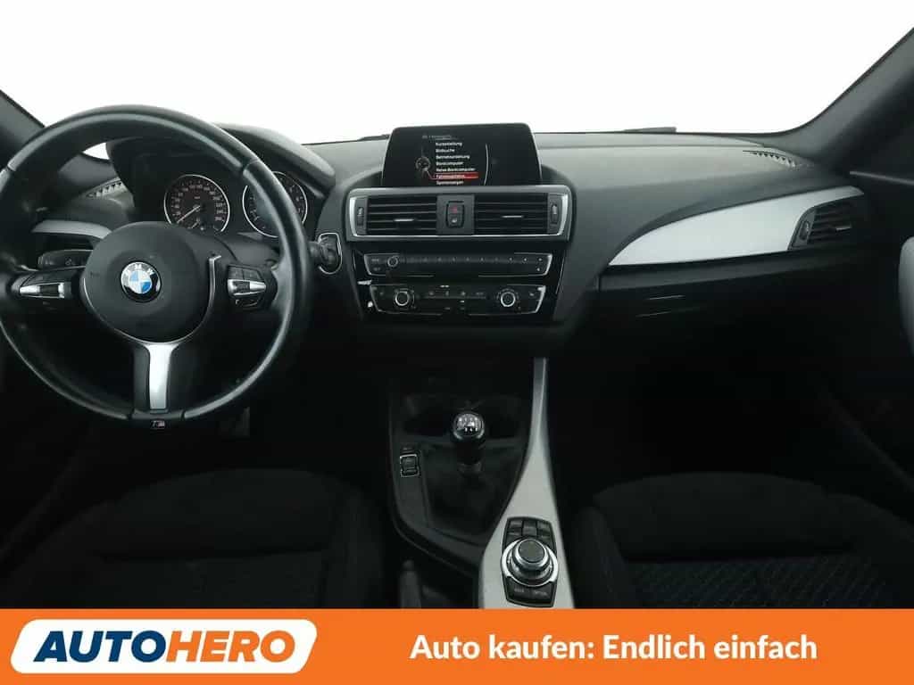 BMW 118 1er 118i M Sport *NAVI*LED*TEMPO*PDC*SHZ* 06/2017-photo-11