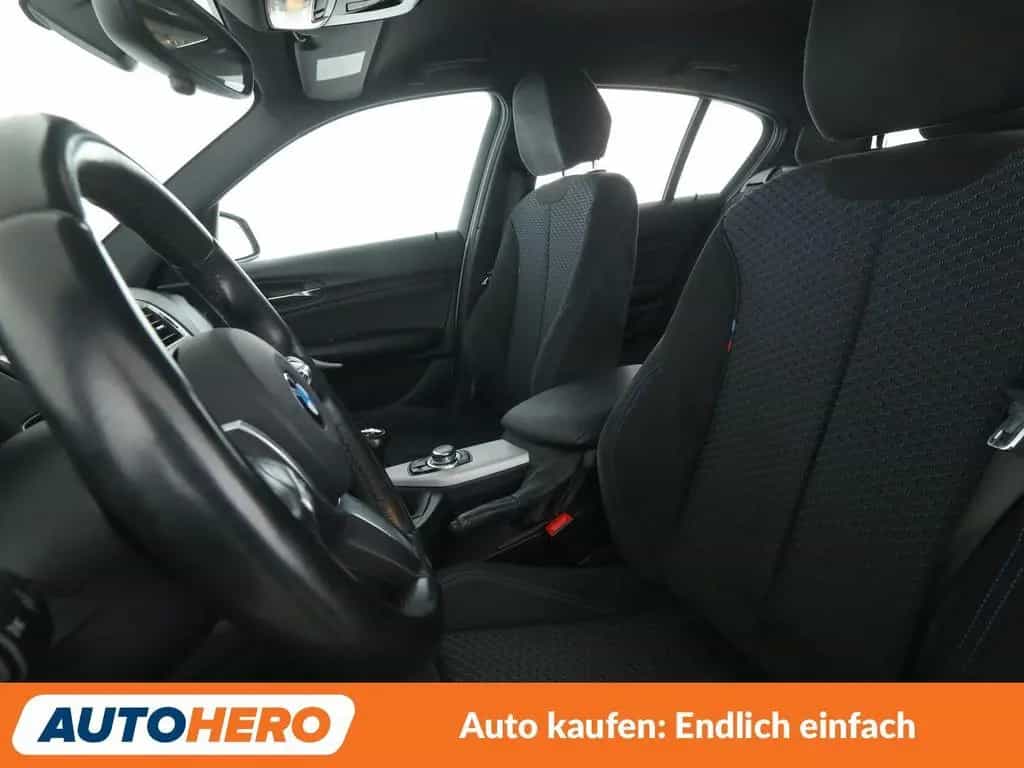 BMW 118 1er 118i M Sport *NAVI*LED*TEMPO*PDC*SHZ* 06/2017-photo-9