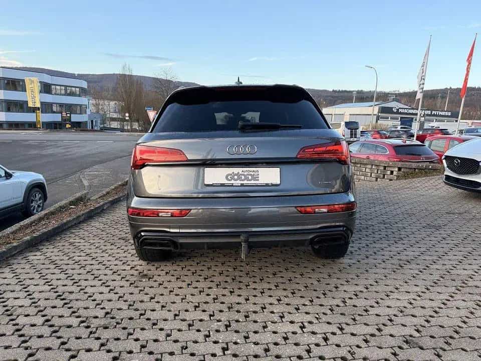 Audi Q5 3.0 285 PS Quattro S-LINE AHK *Winterräder* 11/2021-photo-3