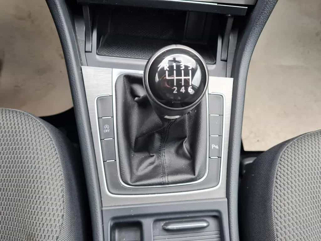 Volkswagen Golf VII Lim. Comfortline BMT 03/2013-photo-18