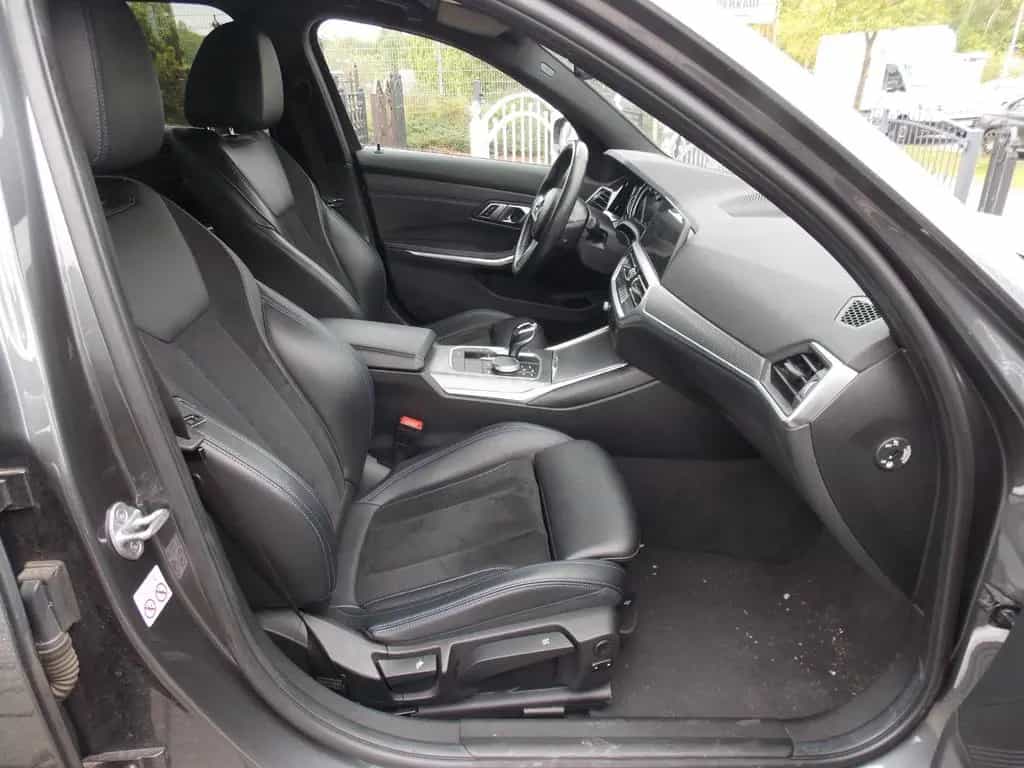 BMW 320 d M Sport Limousine 04/2020-photo-15