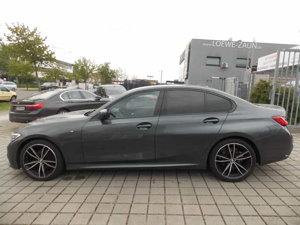 BMW 320 d M Sport Limousine 04/2020-photo-2