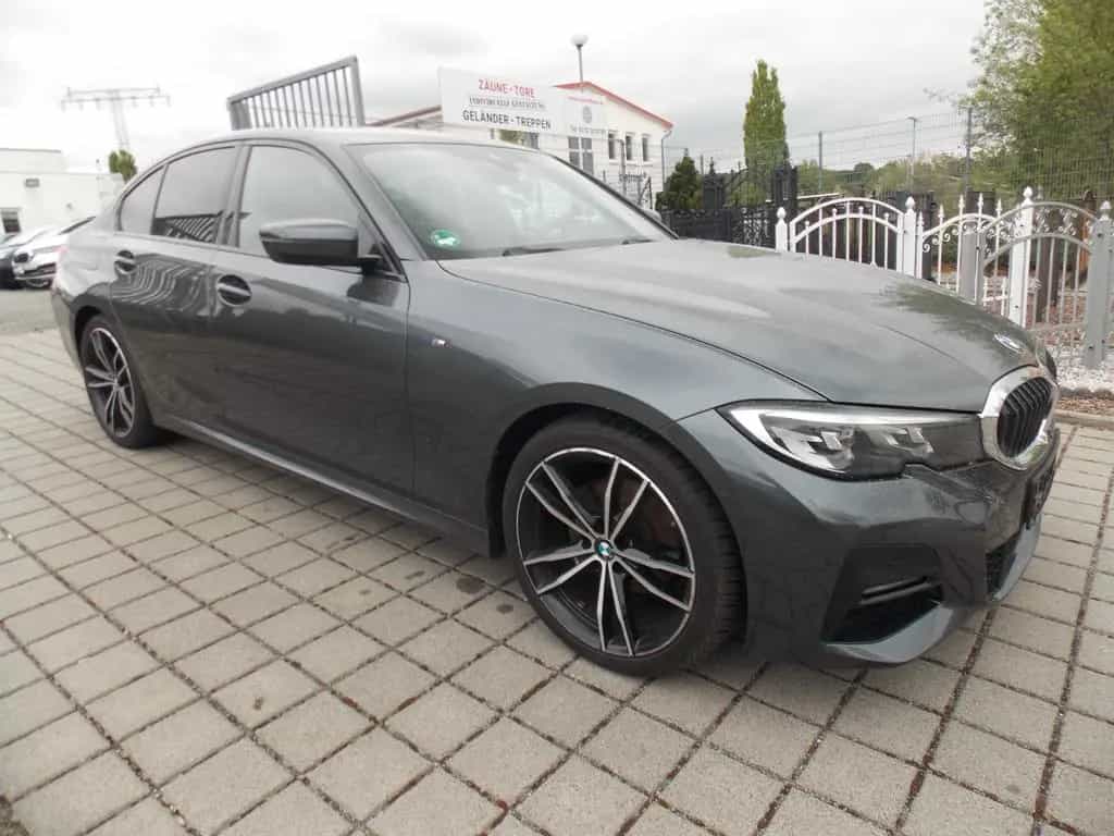 BMW 320 d M Sport Limousine 04/2020-photo-3