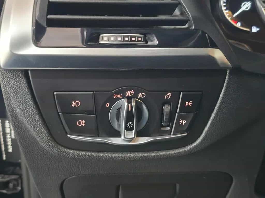 BMW X3 xDrive 20 d M Sport*PDACH*AHK*LED*HUD*RFK*SH* 11/2017-photo-12