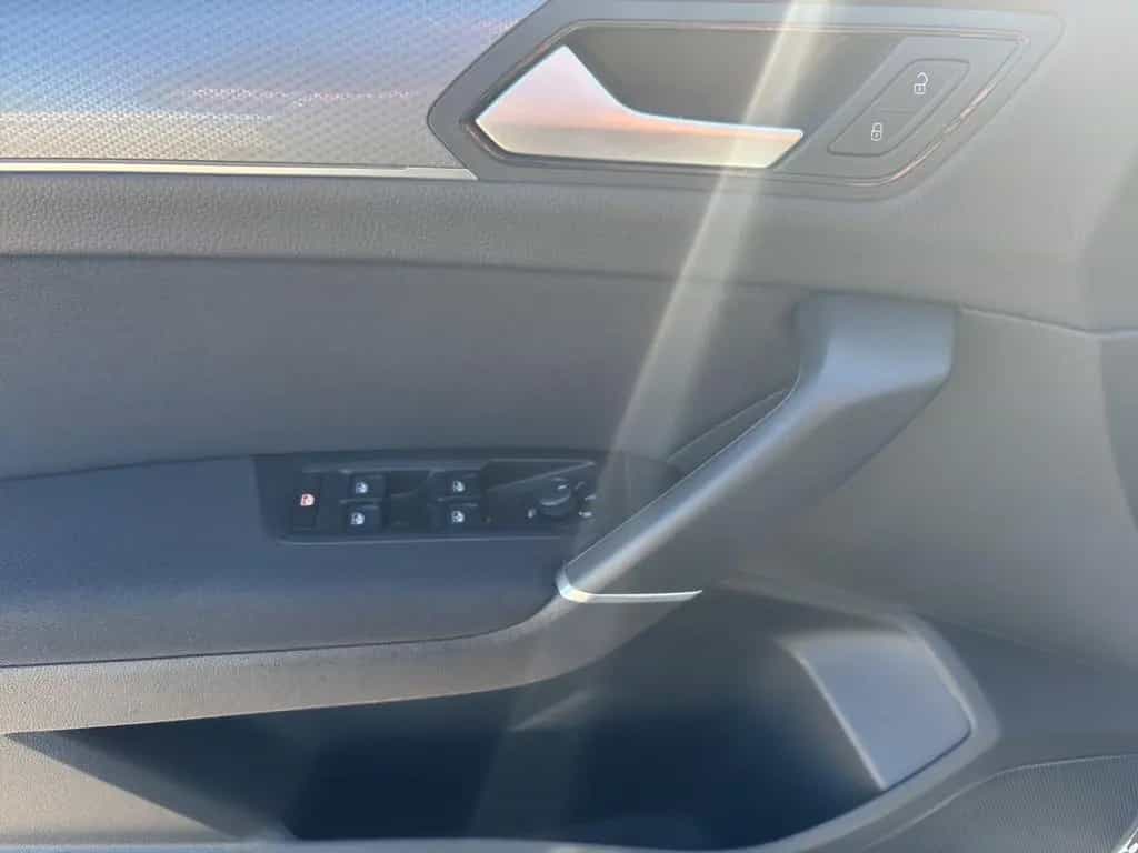 Volkswagen Touran 1.5 TSI Active *DSG*7-Sitzer*Navi*ACC*SHZ 07/2021-photo-13