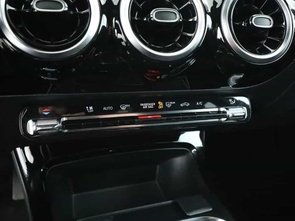 Mercedes-Benz A 250 Progressive*Leder*SpurH*Navigation*LED*PTS 07/2018-photo-13