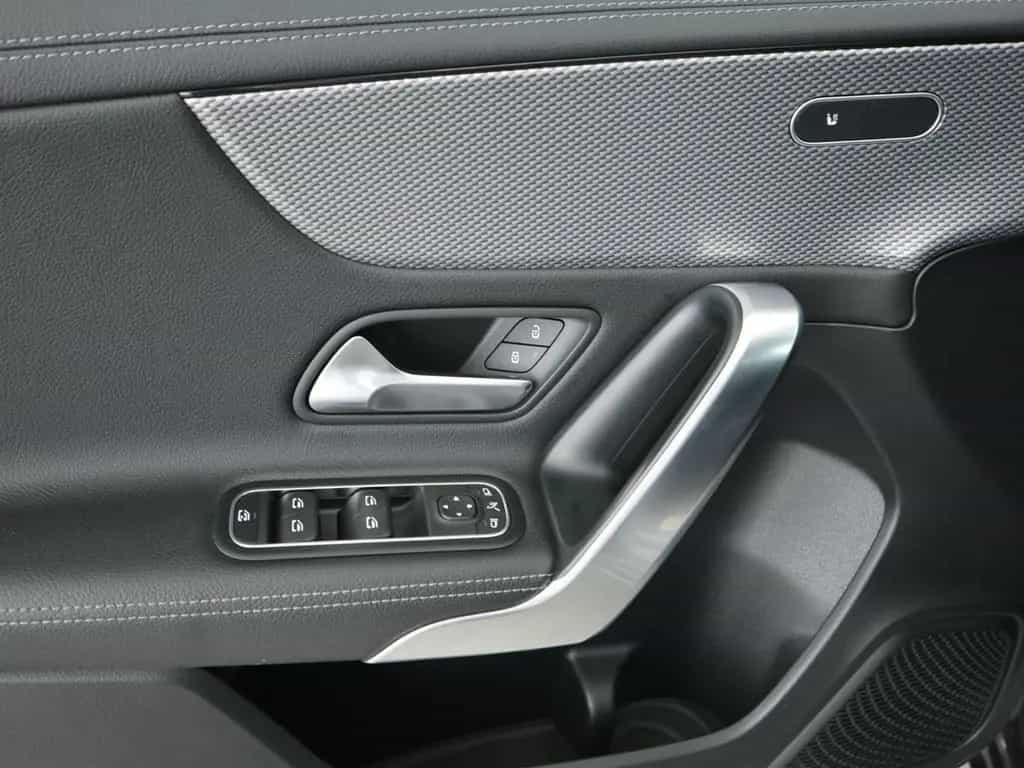 Mercedes-Benz A 250 Progressive*Leder*SpurH*Navigation*LED*PTS 07/2018-photo-19