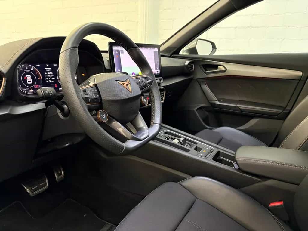 Cupra Formentor VZ Kamera Navi Pano ACC VZ 03/2022-photo-12