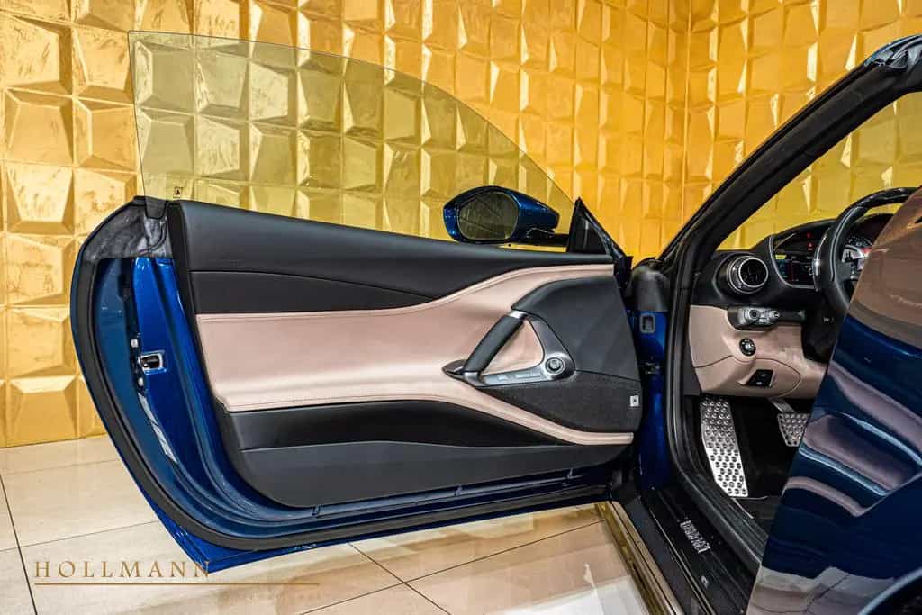 Ferrari 812 GTS + CARBON FIBER + FULL ADAS + LIFT 06/2021-photo-7