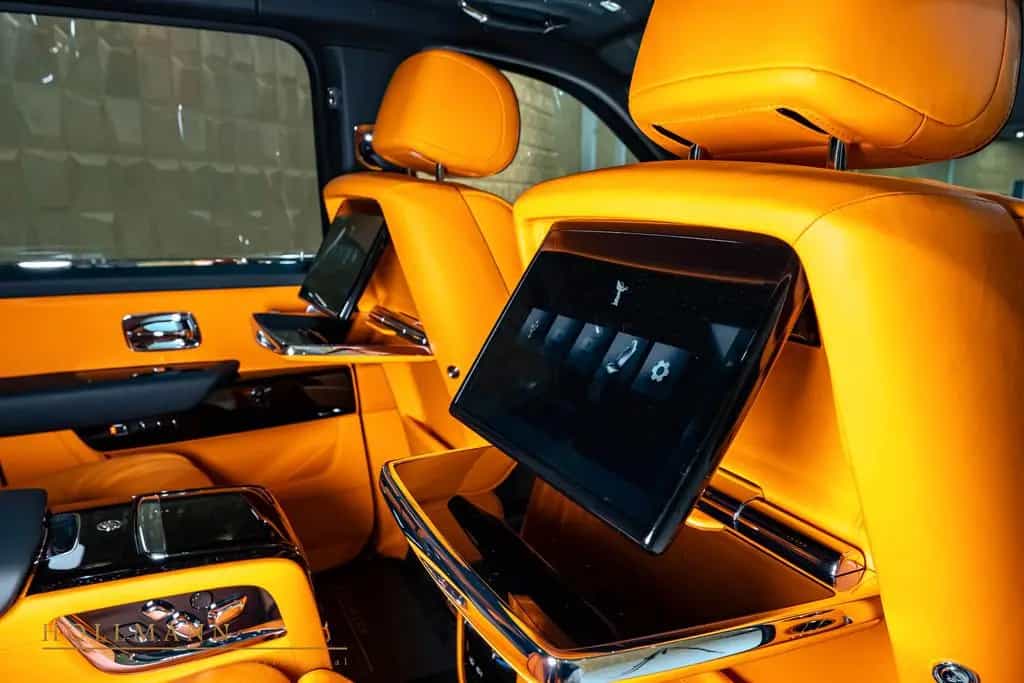 Rolls-Royce Cullinan SERIES II + 4SEATS + FACELIFT+ null-photo-18