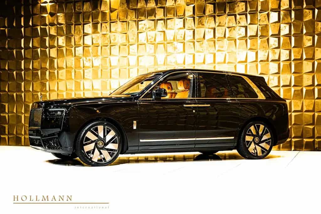 Rolls-Royce Cullinan SERIES II + 4SEATS + FACELIFT+ null-photo-2