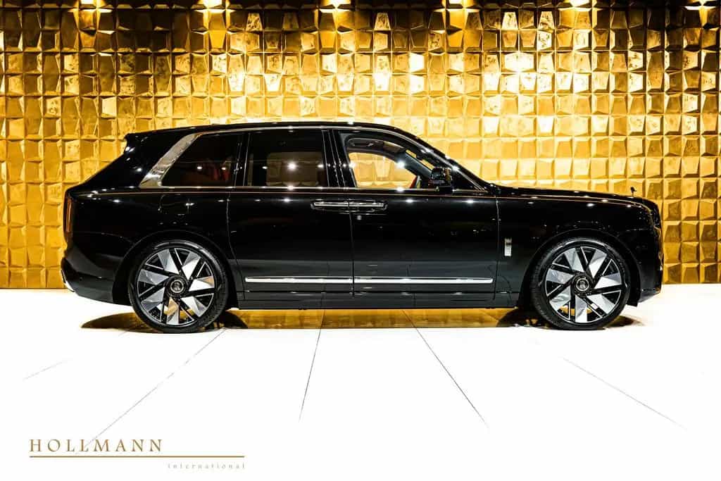 Rolls-Royce Cullinan SERIES II + 4SEATS + FACELIFT+ null-photo-3