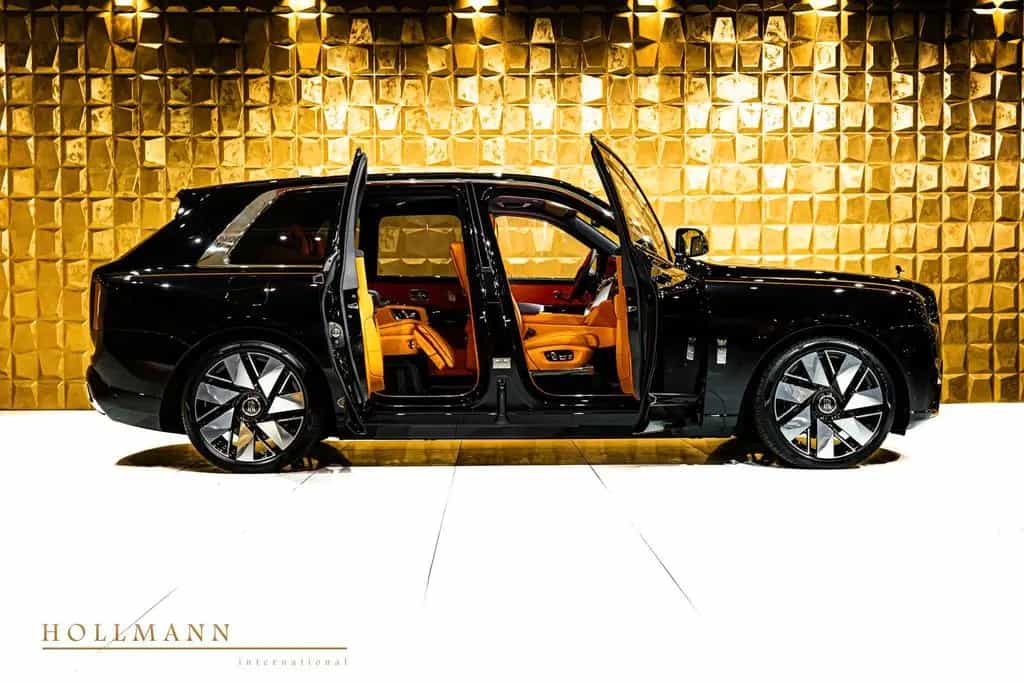 Rolls-Royce Cullinan SERIES II + 4SEATS + FACELIFT+ null-photo-4
