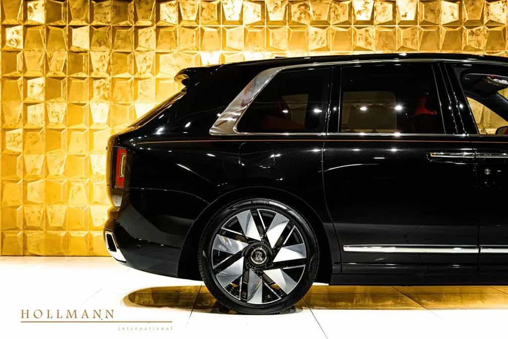 Rolls-Royce Cullinan SERIES II + 4SEATS + FACELIFT+ null-photo-6