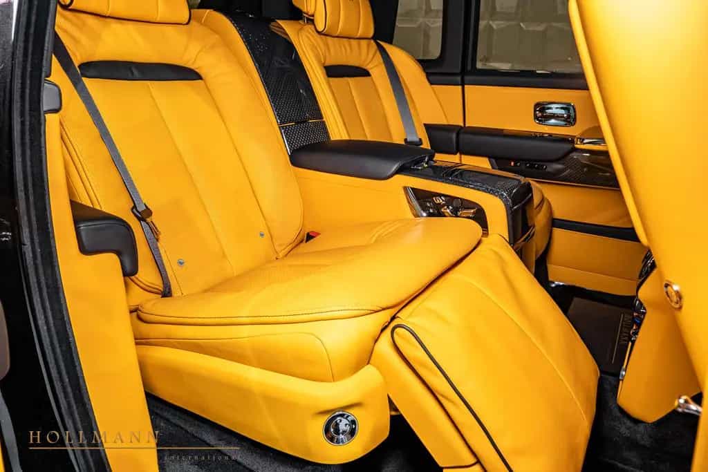 Rolls-Royce Cullinan SERIES II+BLACK BADGE+SANCTUARY SEATS+ null-photo-19