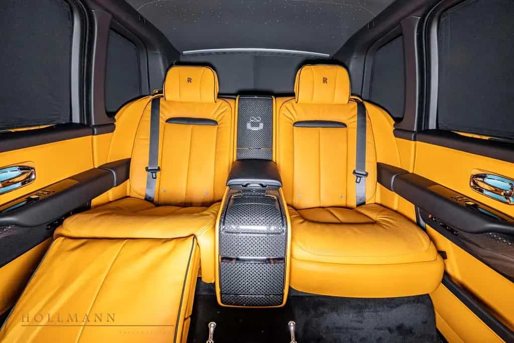Rolls-Royce Cullinan SERIES II+BLACK BADGE+SANCTUARY SEATS+ null-photo-24