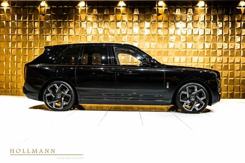 Rolls-Royce Cullinan SERIES II+BLACK BADGE+SANCTUARY SEATS+ null-photo-5