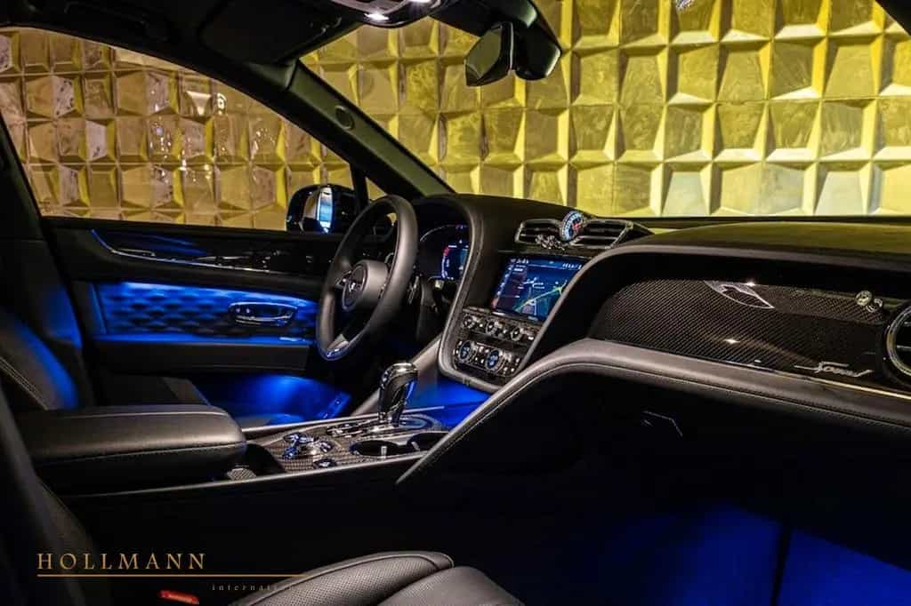Bentley Bentayga Speed + MY2026 + 5 Seats + STOCK null-photo-10