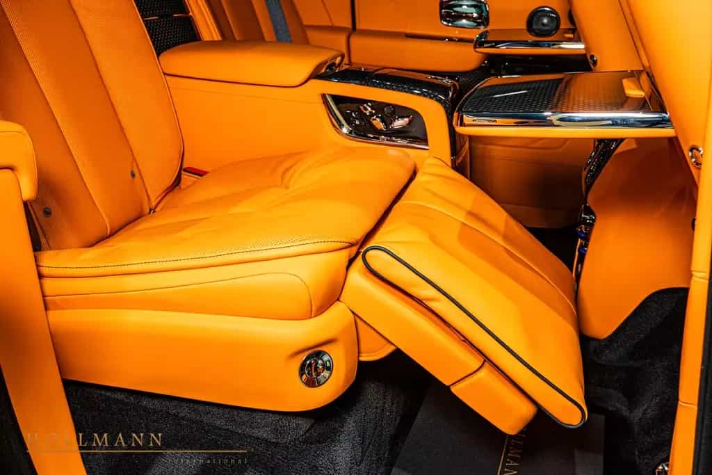 Rolls-Royce Cullinan SERIES II+BLACK BADGE+SANCTUARY SEATS+ null-photo-18