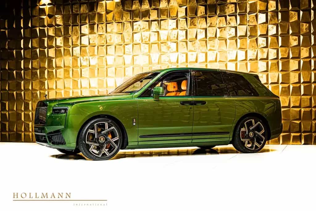 Rolls-Royce Cullinan SERIES II+BLACK BADGE+SANCTUARY SEATS+ null-photo-2