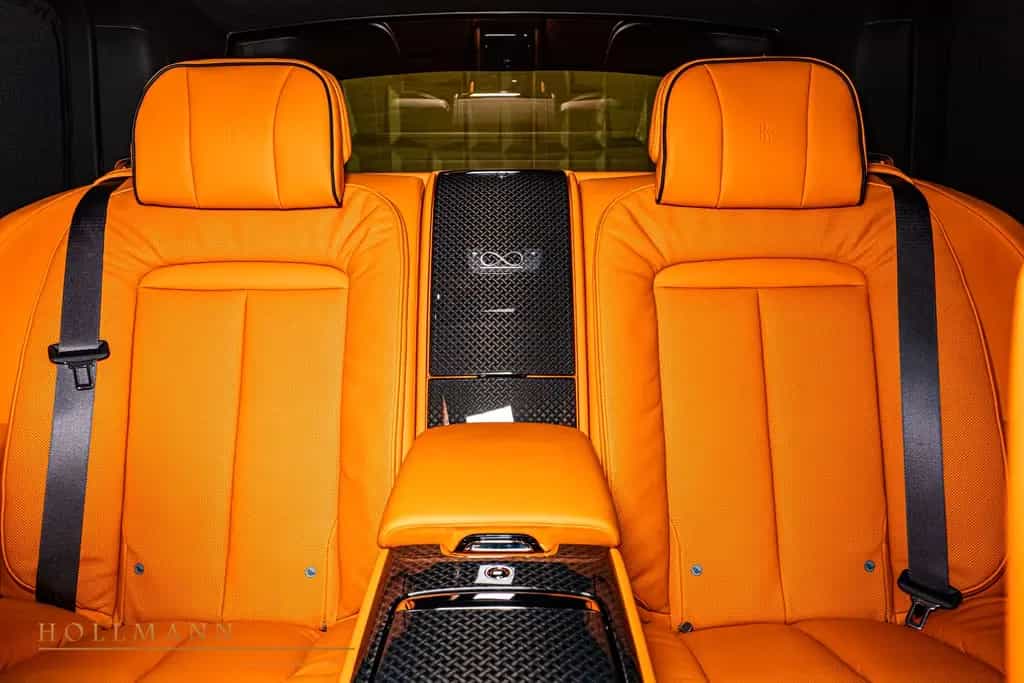 Rolls-Royce Cullinan SERIES II+BLACK BADGE+SANCTUARY SEATS+ null-photo-20