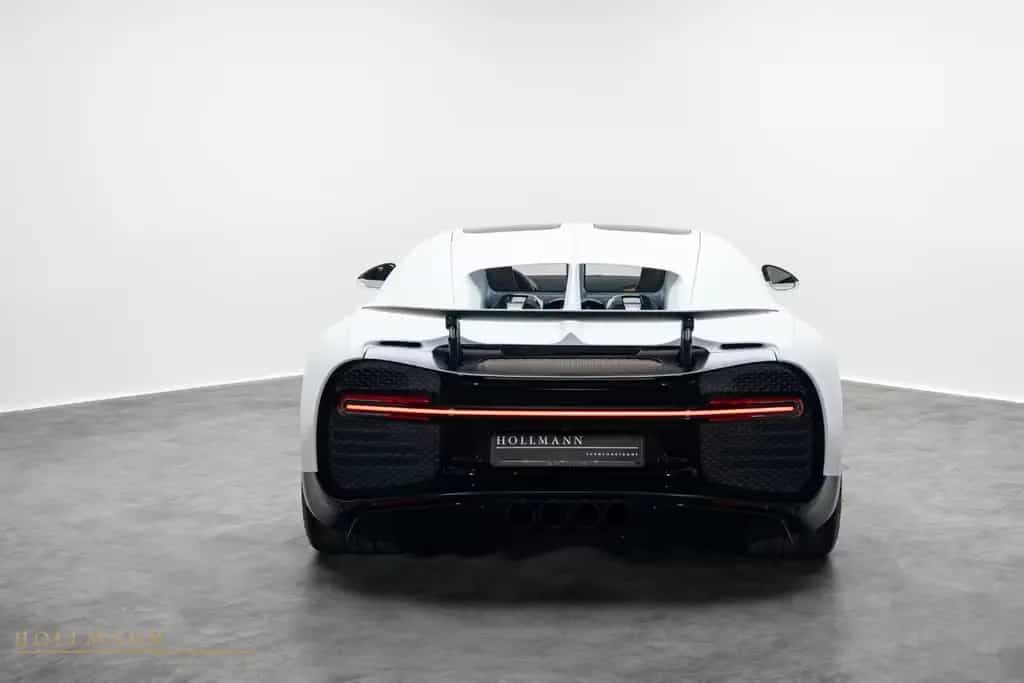 Bugatti Chiron SPORT + W16 + 8L + 1500 PS + CARBON 04/2022-photo-12