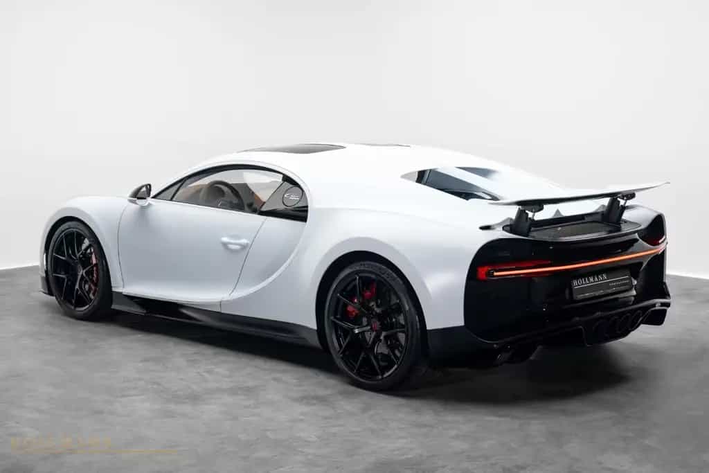 Bugatti Chiron SPORT + W16 + 8L + 1500 PS + CARBON 04/2022-photo-2