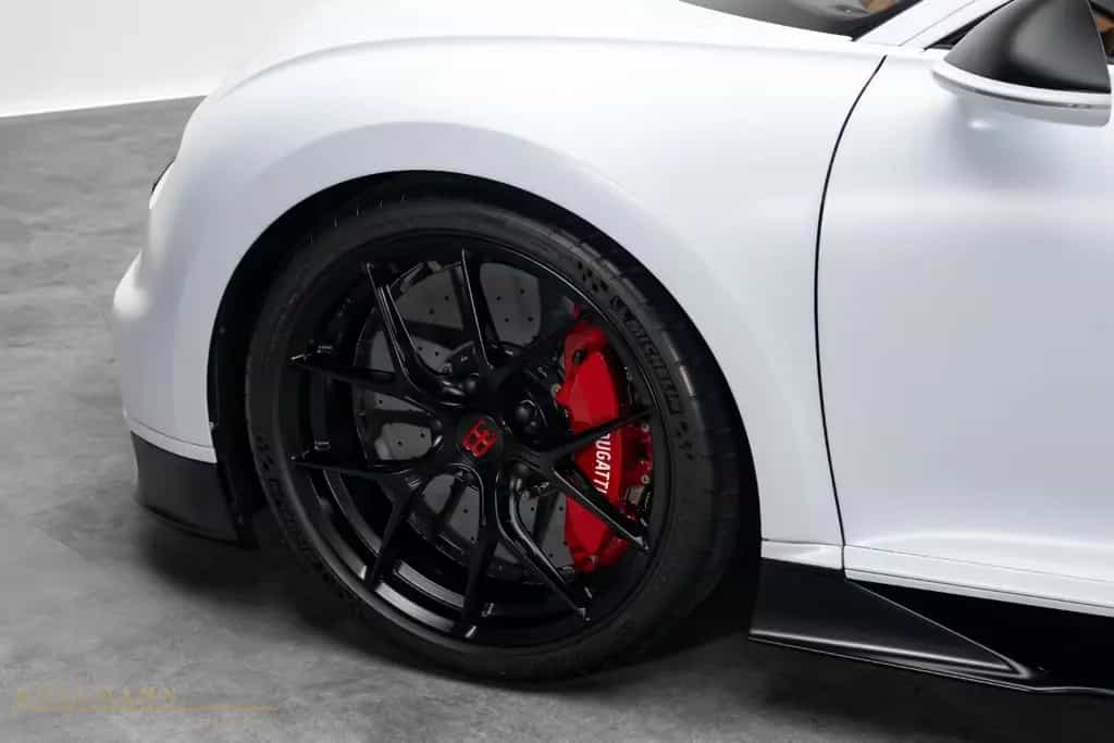 Bugatti Chiron SPORT + W16 + 8L + 1500 PS + CARBON 04/2022-photo-5