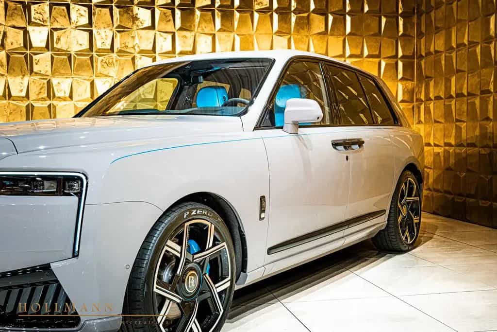 Rolls-Royce Cullinan SERIES II + BLACK BADGE + MY2026 null-photo-15