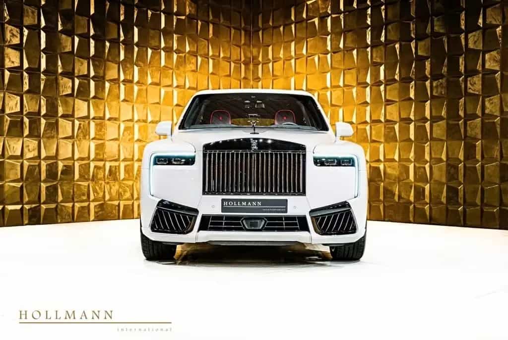 Rolls-Royce Cullinan SERIES II + BLACK BADGE + STAR ROOF null-photo-2