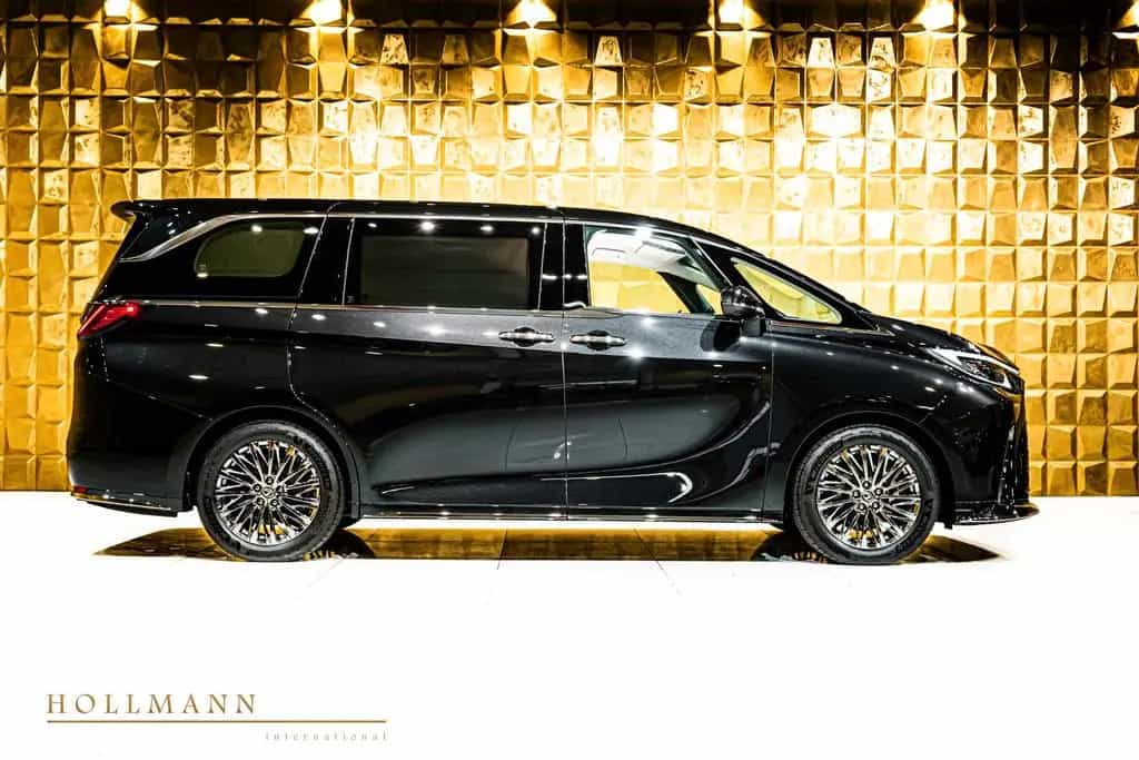 Lexus LM LEXUS LM 350H EXECUTIVE + 7 SEATS + 3D SURROUND null-photo-2