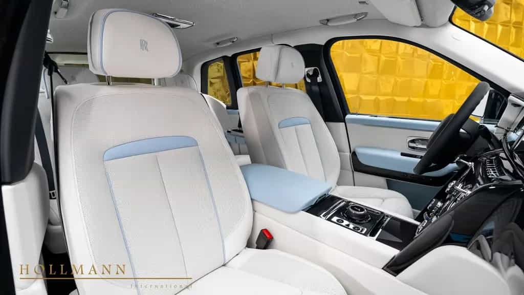 Rolls-Royce Cullinan SERIES II BLACK BADGE +MY2026+ BESPOKE null-photo-12