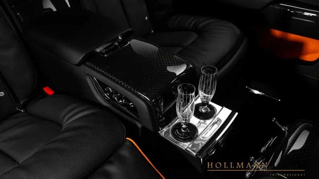 Rolls-Royce Cullinan SERIES II +BLACK BADGE+ SANCTUARY SEAT null-photo-19