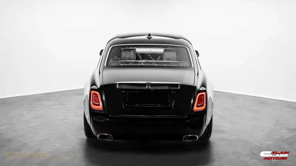 Rolls-Royce Phantom EWB +Shooting Star+Bespoke+ null-photo-3