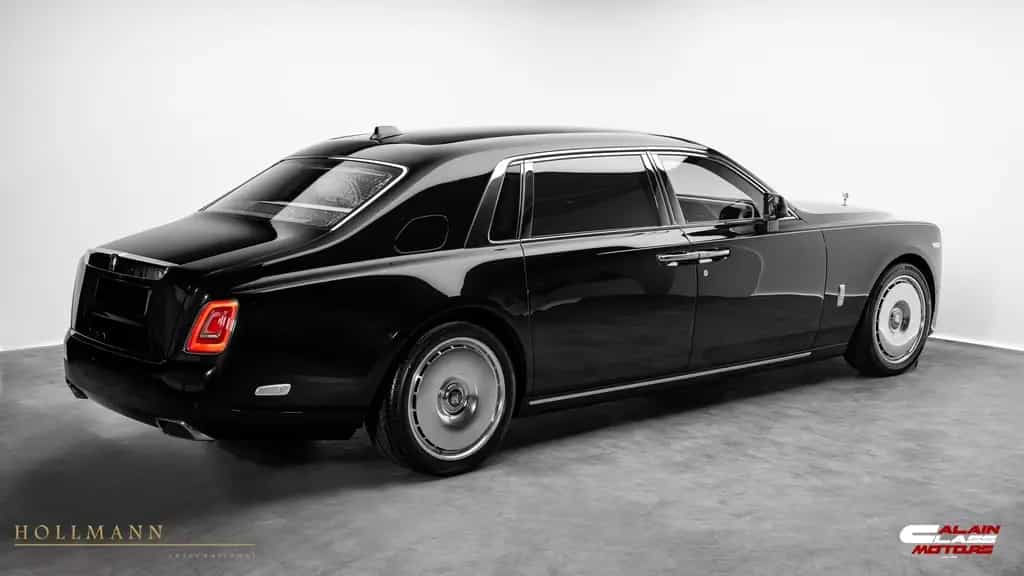 Rolls-Royce Phantom EWB +Shooting Star+Bespoke+ null-photo-4