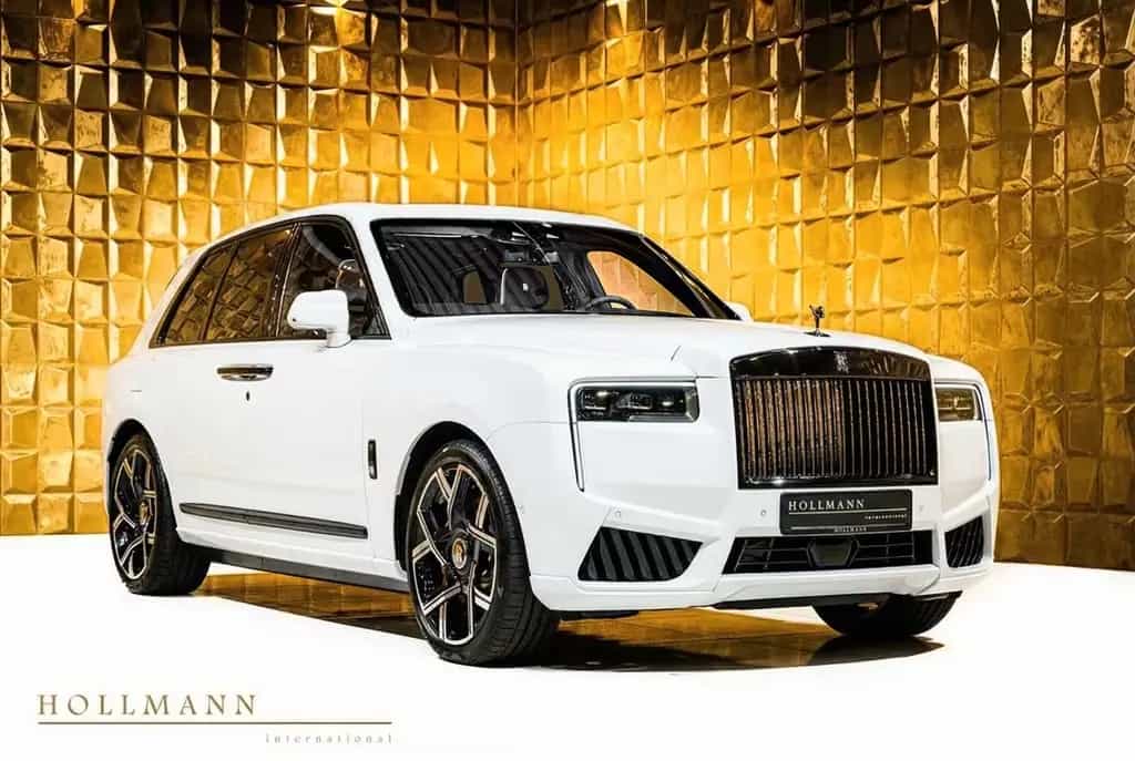 Rolls-Royce Cullinan SERIES II + BLACK BADGE + null-photo-0