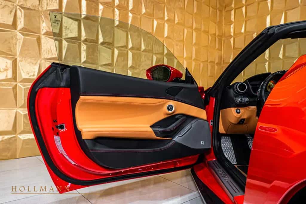 Ferrari Portofino M + NOVITEC PARTS + PASSENGER DISPLAY 10/2022-photo-12