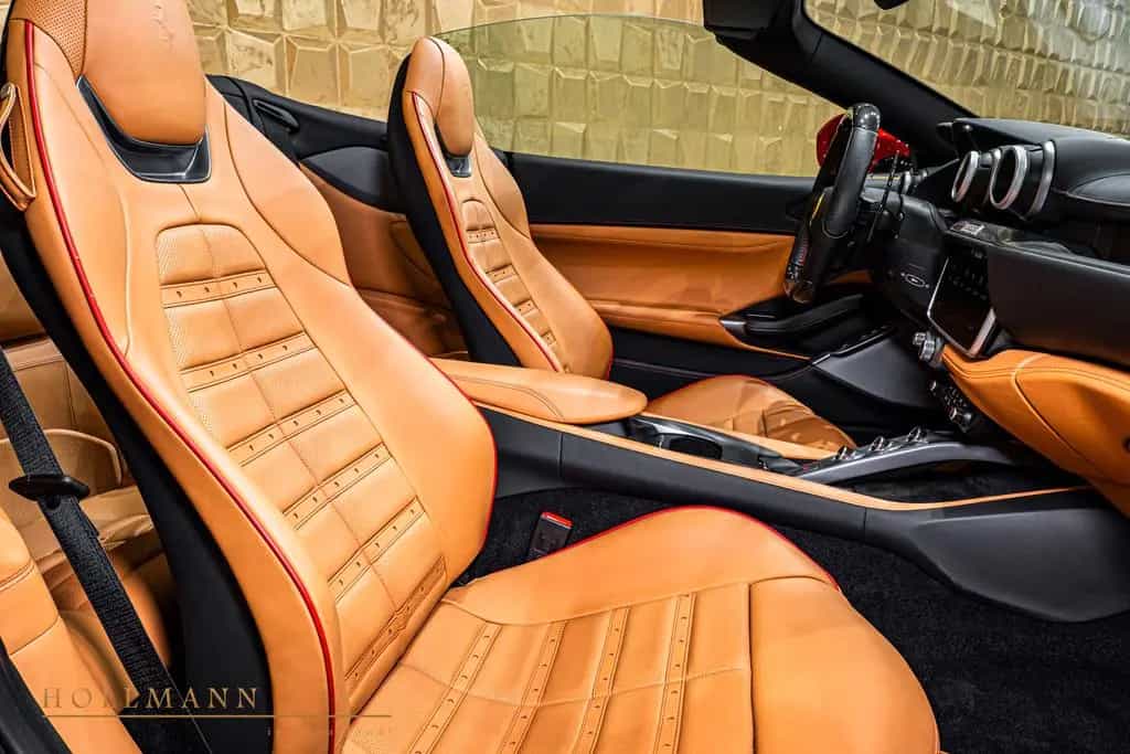 Ferrari Portofino M + NOVITEC PARTS + PASSENGER DISPLAY 10/2022-photo-21