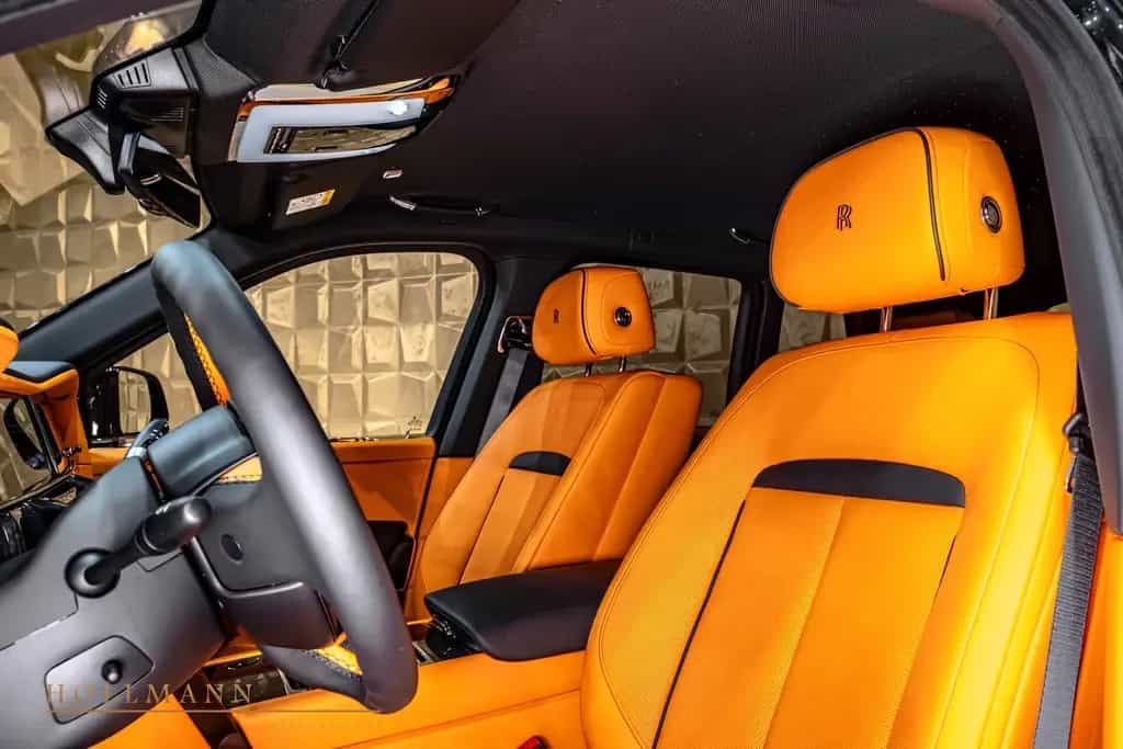 Rolls-Royce Cullinan SERIES II +BLACK BADGE+ SANCTUARY SEAT null-photo-18