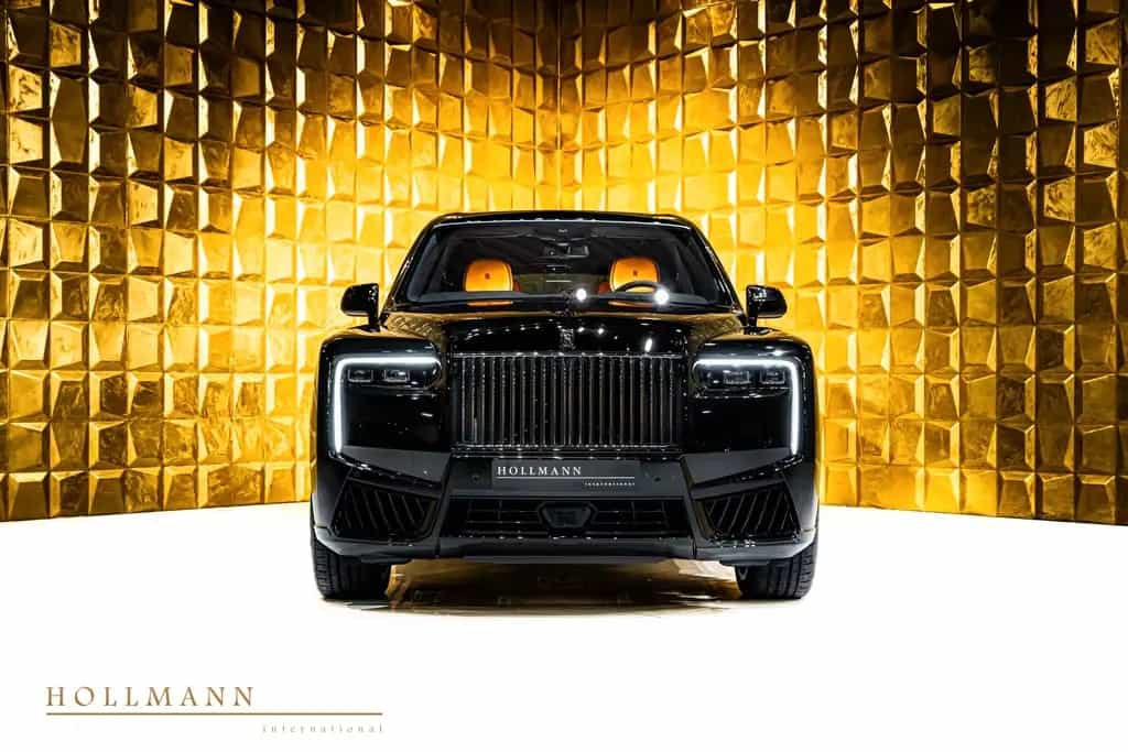 Rolls-Royce Cullinan SERIES II +BLACK BADGE+ SANCTUARY SEAT null-photo-2
