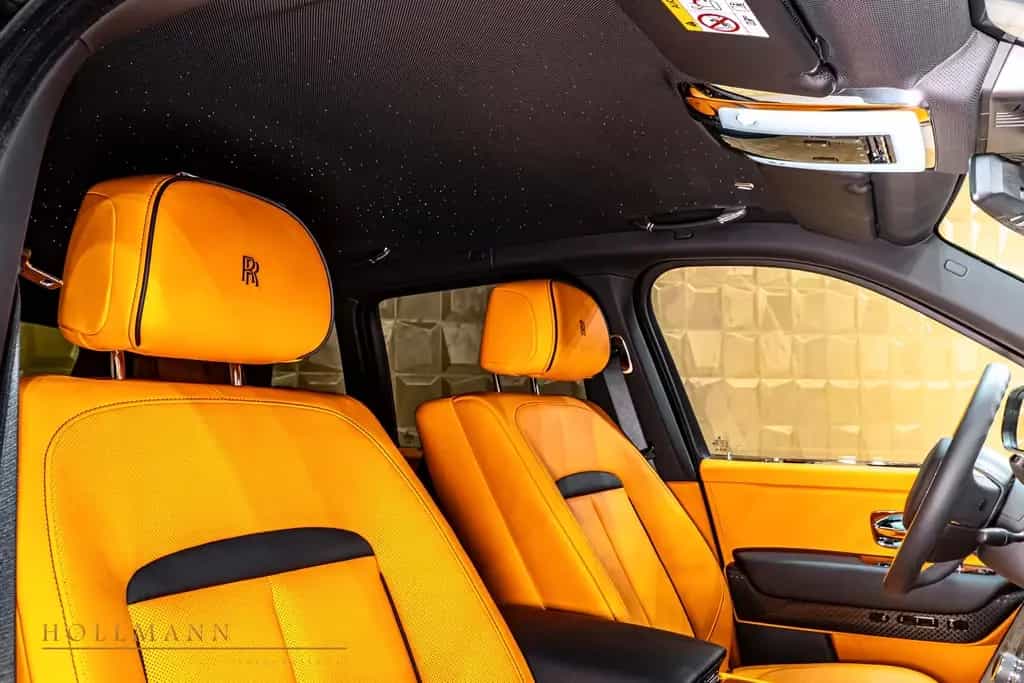 Rolls-Royce Cullinan SERIES II +BLACK BADGE+ SANCTUARY SEAT null-photo-21