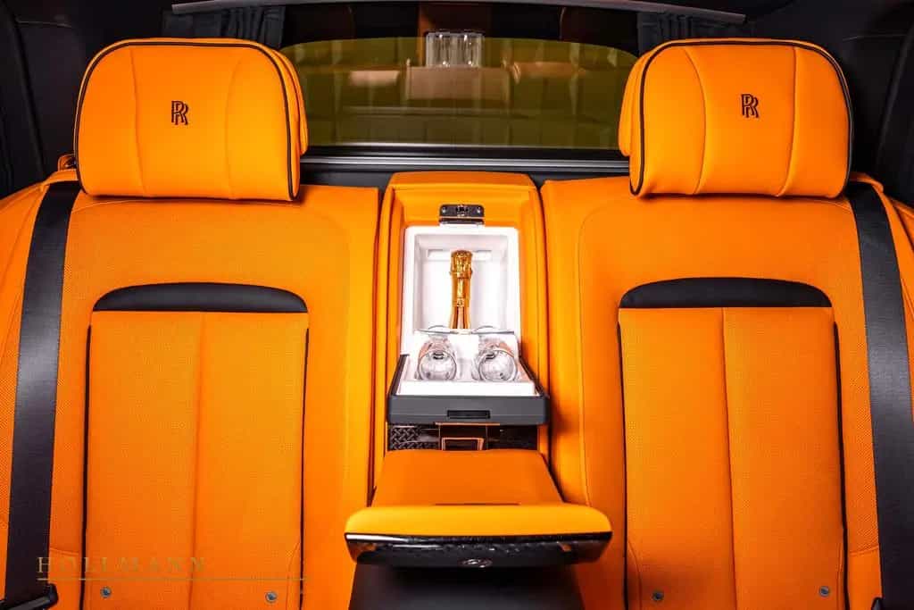 Rolls-Royce Cullinan SERIES II BLACK BADGE BY NOVITEC null-photo-18