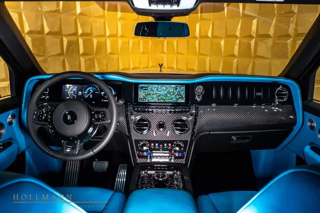 Rolls-Royce Cullinan SERIES II + BLACK BADGE + MY2026 null-photo-13
