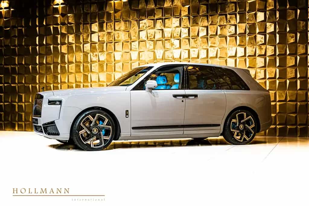 Rolls-Royce Cullinan SERIES II + BLACK BADGE + MY2026 null-photo-2